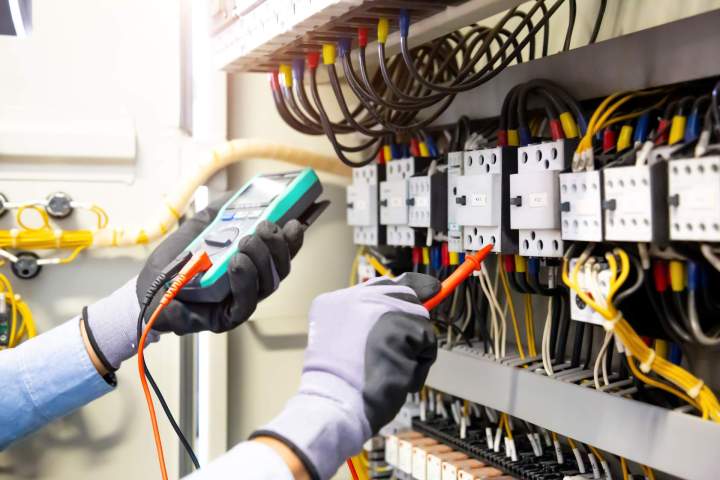 Entreprise d'électricité générale, Boussac